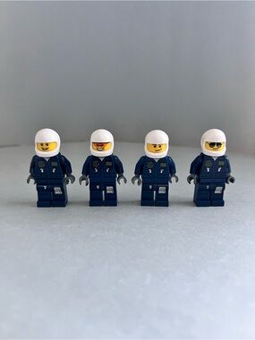 Lego City Police Helicopter Pilot Minifigure Bundle